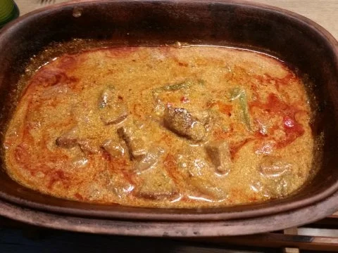Ungarisches Gulasch aus dem Römertopf - Rezept