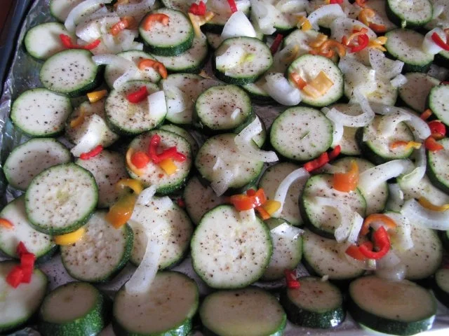 Rezept: Rosmarinkartoffeln mit Quark, Zuccini und Lachs Bild Nr. 3 Rosmarinkartoffeln mit Quark, Zuccini und Lachs - Rezept - Bild Nr. 3