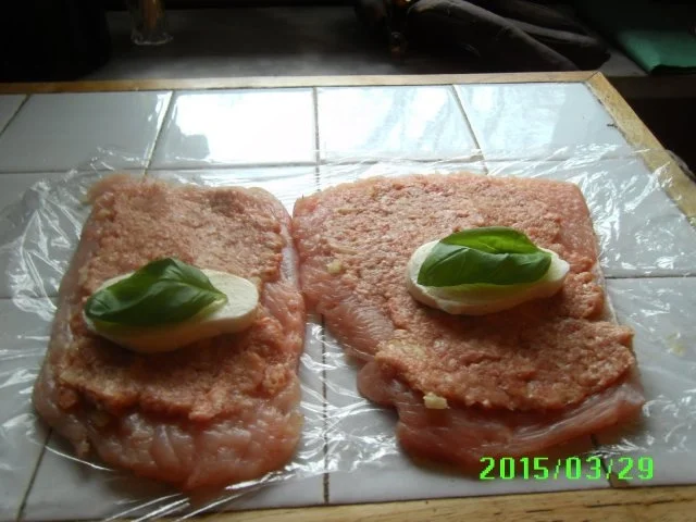 Rezept: Gefüllte Putenschnitze mit Broccoli Bild Nr. 4 Gefüllte Putenschnitze mit Broccoli - Rezept - Bild Nr. 4