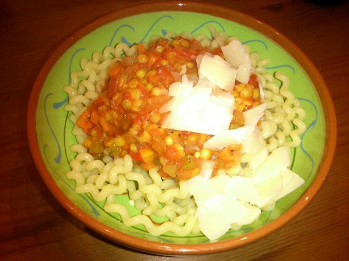 Linsen-Bolognese mit Fusilli Lunghi - Rezept - Bild Nr. 4