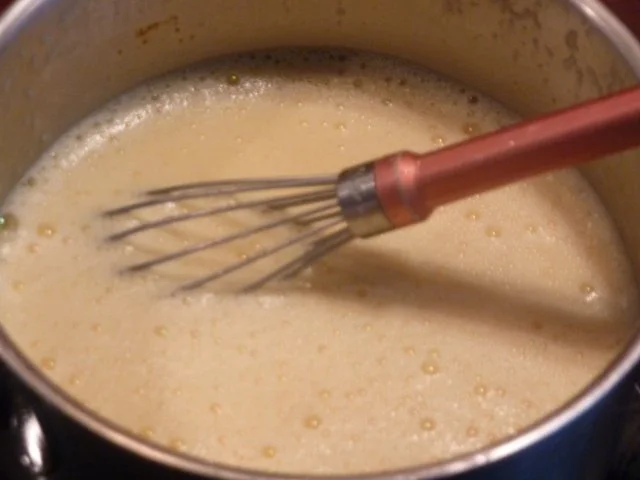 Rezept: Safran Panna Cotta mit Passionfruchtsalsa. Bild Nr. 3 Safran Panna Cotta mit Passionfruchtsalsa. - Rezept - Bild Nr. 3