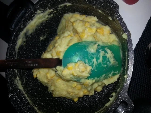 Hackbraten auf Wurzelgemüsebett mit Maispüree - Rezept - Bild Nr. 7