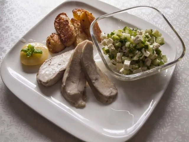 Rezept: Zitronen - Hähnchen mit Ofenkartoffeln Bild Nr. 6 Zitronen - Hähnchen mit Ofenkartoffeln - Rezept - Bild Nr. 6