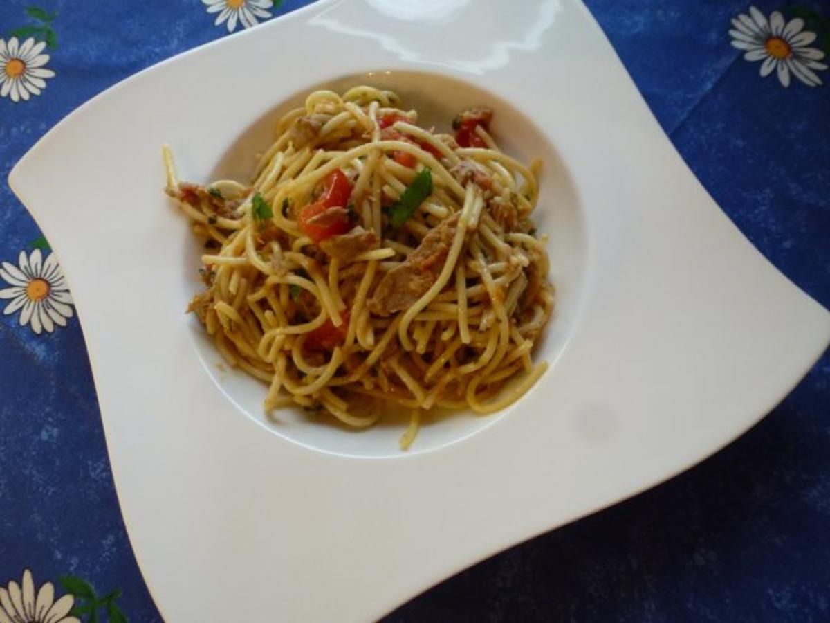 Würzige Knoblauchspaghetti - Rezept - Bild Nr. 2