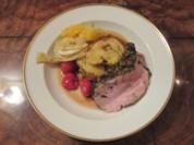 Kalbsrücken mit Fenchel-Orangen Salat, Karamell-Tomaten und Kartoffeltürmchen - Rezept