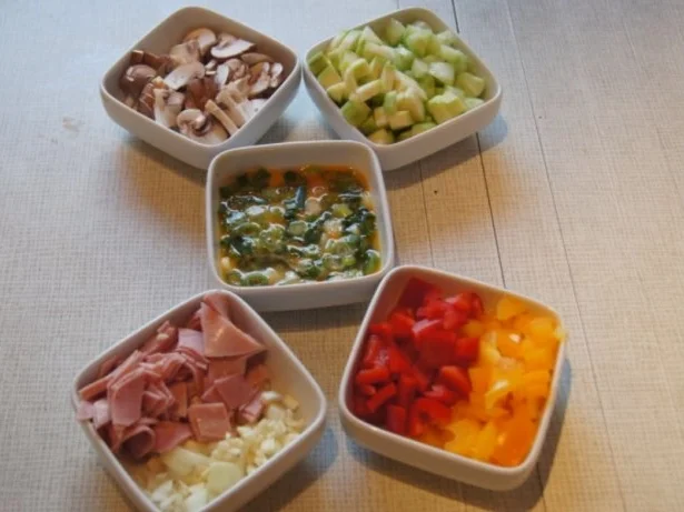 Rezept: Pikantes Omelett mit Gemüse Bild Nr. 3 Pikantes Omelett mit Gemüse - Rezept - Bild Nr. 3