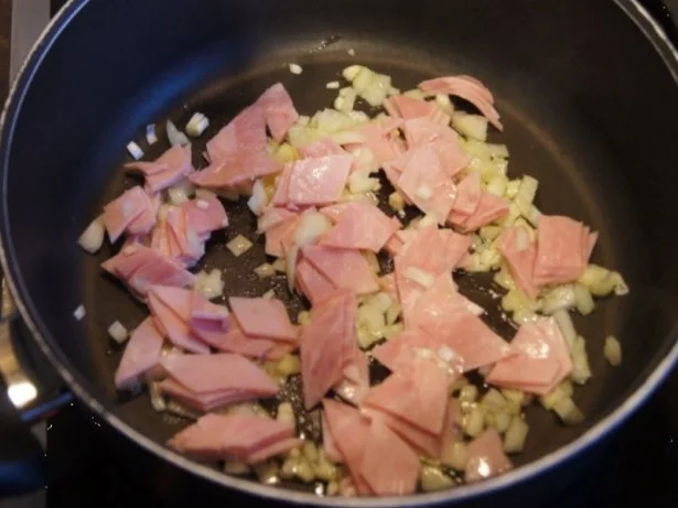 Rezept: Pikantes Omelett mit Gemüse Bild Nr. 4 Pikantes Omelett mit Gemüse - Rezept - Bild Nr. 4