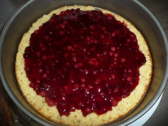 Rezept: Schwedische Königinnen - Torte Bild Nr. 4 Schwedische Königinnen - Torte - Rezept - Bild Nr. 4