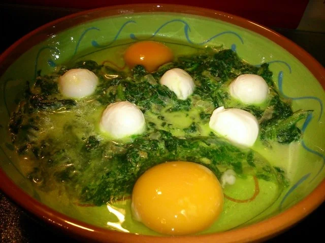 Rezept: Gebackene Eier in Spinat Bild Nr. 3 Gebackene Eier in Spinat - Rezept - Bild Nr. 3