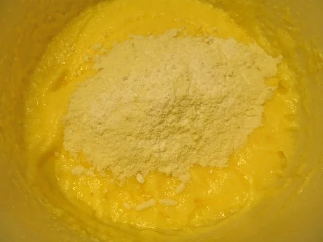 Rezept: Zitronen - Mini - Gugl ... Bild Nr. 8 Zitronen - Mini - Gugl ... - Rezept - Bild Nr. 8