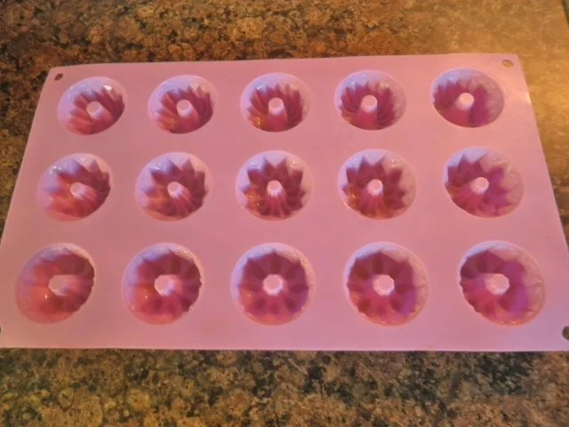 Rezept: Zitronen - Mini - Gugl ... Bild Nr. 9 Zitronen - Mini - Gugl ... - Rezept - Bild Nr. 9