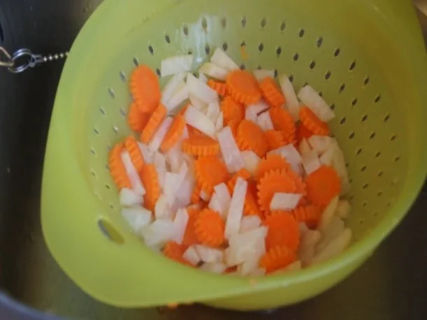 Blumenkohlröschen mit Rinderhack-Gemüsesauce - Rezept - Bild Nr. 12