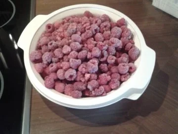 Rezept: Himbeerjoghurttorte Bild Nr. 5 Himbeerjoghurttorte - Rezept - Bild Nr. 5