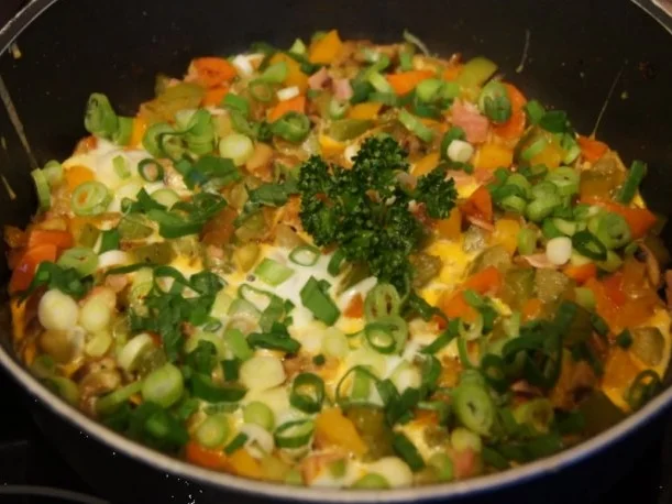 Pikantes Omelett mit Gemüse II - Rezept