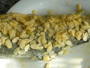 Forellen in der Mandelhülle mit Meerrettichstampf - Rezept - Bild Nr. 2