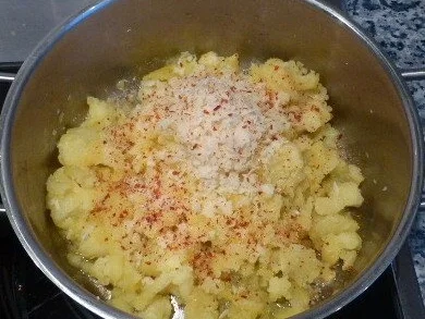 Forellen in der Mandelhülle mit Meerrettichstampf - Rezept - Bild Nr. 6