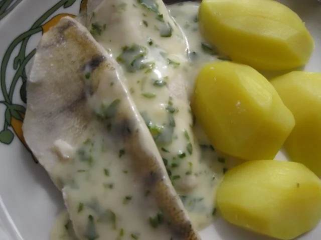 Zanderfilet im Weißweinsud gedünstet - Rezept - Bild Nr. 3