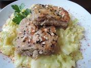 Buchweizen - Käse - Bratling auf Kartoffel - Wirsing - Sahne - Bett - Rezept