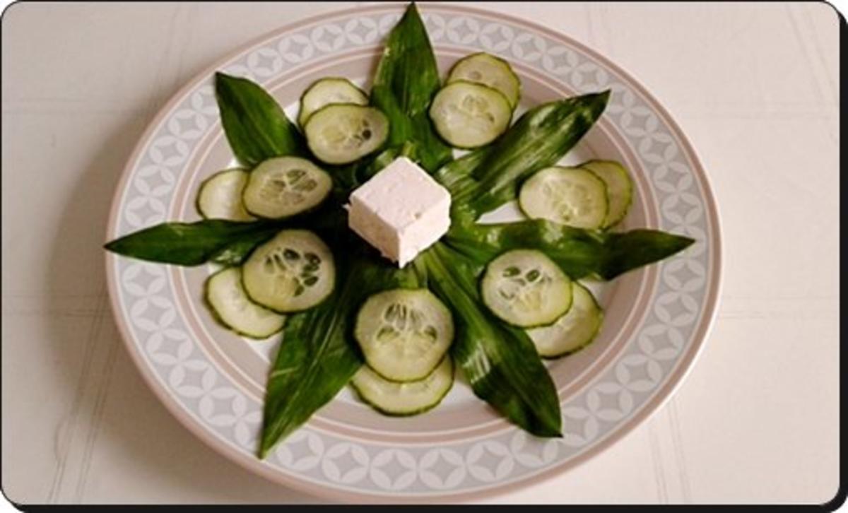 Junger Bärlauch Salat mit Fetakäse und Dressing dazu - Rezept - Bild Nr. 10