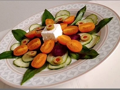 Junger Bärlauch Salat mit Fetakäse und Dressing dazu - Rezept - Bild Nr. 15