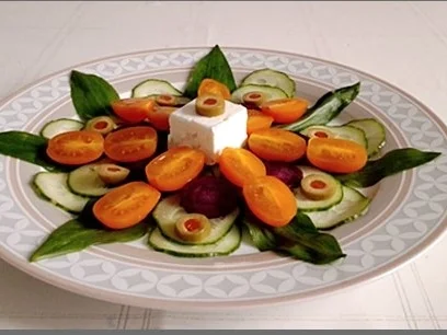 Junger Bärlauch Salat mit Fetakäse und Dressing dazu - Rezept - Bild Nr. 16