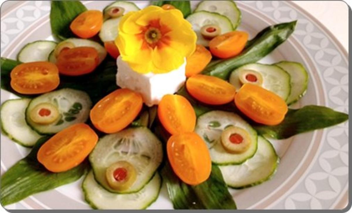 Junger Bärlauch Salat mit Fetakäse und Dressing dazu - Rezept - Bild Nr. 17