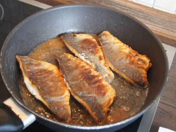Wolfbarschfilet mit Kohlrabirahmgemüse und Currykartoffelstampf - Rezept - Bild Nr. 12