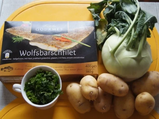 Wolfbarschfilet mit Kohlrabirahmgemüse und Currykartoffelstampf - Rezept - Bild Nr. 2