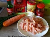 Gebratene Nudeln mit Hähnchenbruststreifen und Gemüse - Rezept