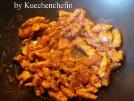 Gebratene Nudeln mit Hähnchenbruststreifen und Gemüse - Rezept - Bild Nr. 4