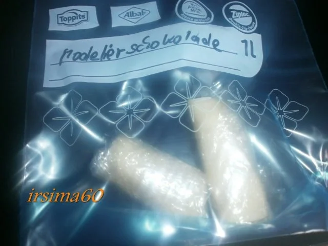 Rezept: Modelierschokolade Bild Nr. 6 Modelierschokolade - Rezept - Bild Nr. 6