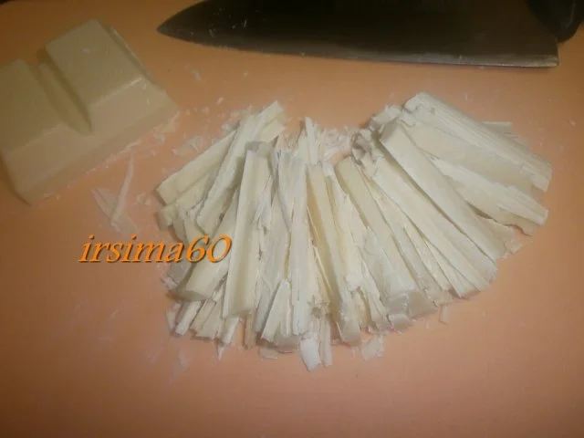 Rezept: Modelierschokolade Bild Nr. 2 Modelierschokolade - Rezept - Bild Nr. 2