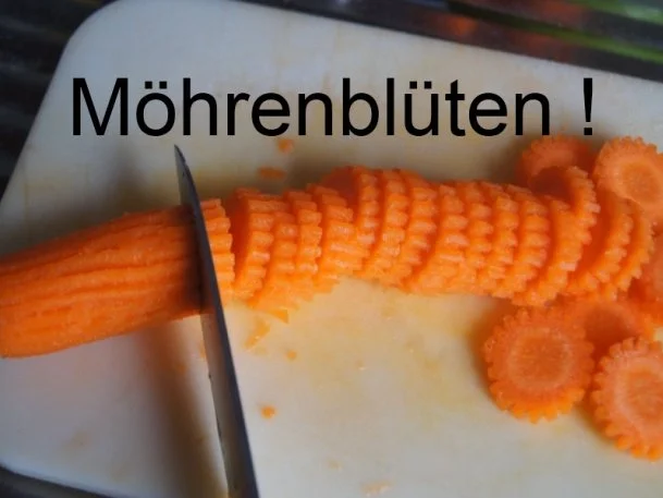 Puten-Ministeaks mit Rahm-Möhrenblüten und Kartoffelpilzen - Rezept - Bild Nr. 9