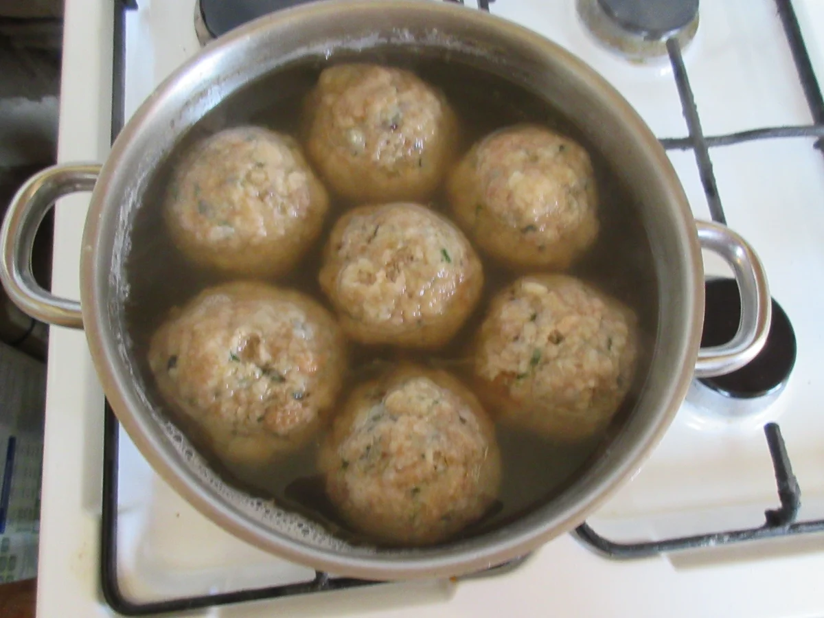 Semmelknödel mit Kürbiskernen - Rezept - Bild Nr. 190