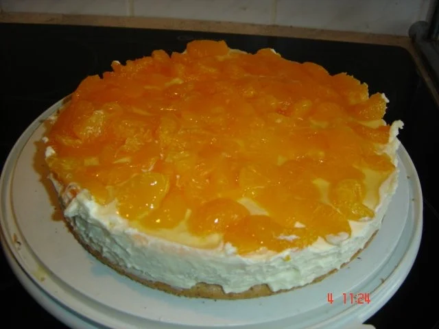 Rezept: Weiße Schokoladensahne mit Mandarinen Weiße Schokoladensahne mit Mandarinen - Rezept