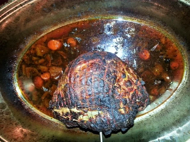 Kalbsrollbraten in Rahmsauce an Rosmarinkartoffeln, dazu Spargel & Sauce Bernaise - Rezept - Bild Nr. 6