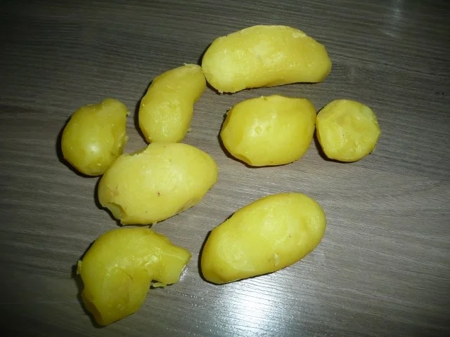 Rezept: Kartoffelsalat eines Bekannten zu Schwenkbraten. Bild Nr. 3 Kartoffelsalat eines Bekannten zu Schwenkbraten. - Rezept - Bild Nr. 3