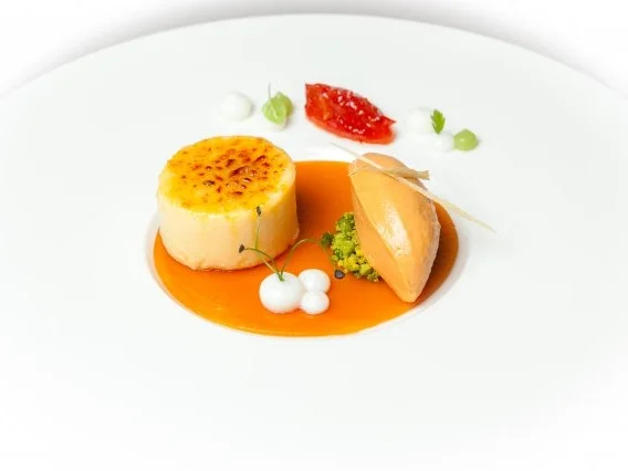 Ziegenkäse-Crème Brûlée mit Hagebuttengelee - Rezept