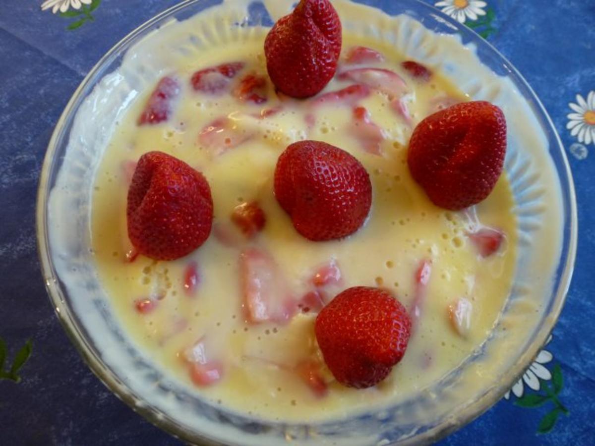 Pudding mit frischen Erdbeeren - Rezept - Bild Nr. 3