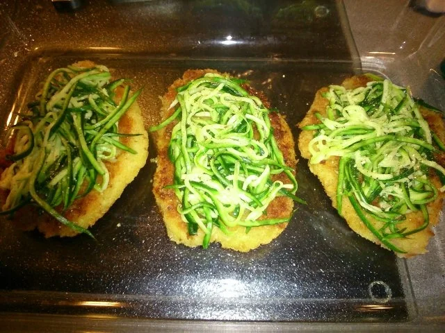 Rezept: Überbackenes Schnitzel *TOMATE-MOZZARELLA* Bild Nr. 2 Überbackenes Schnitzel *TOMATE-MOZZARELLA* - Rezept - Bild Nr. 2