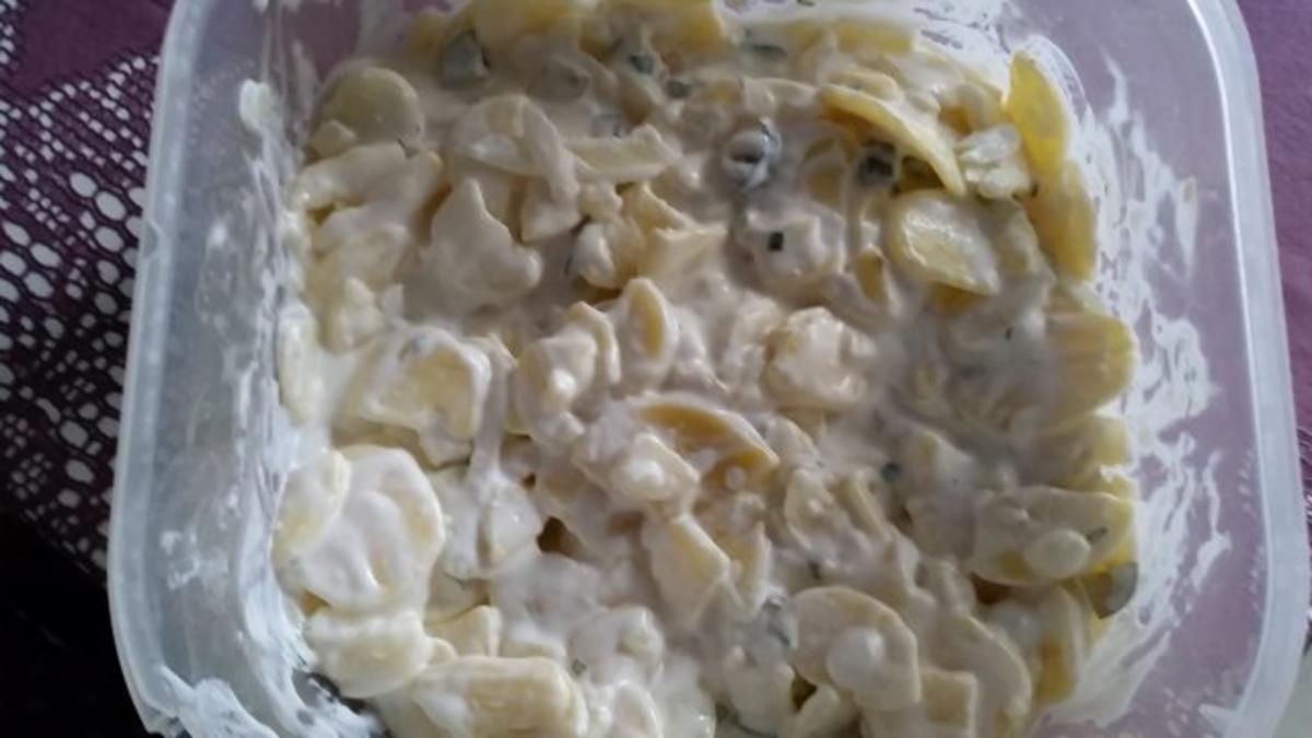 Salate: Kartoffelsalat mit Joghurt - Rezept