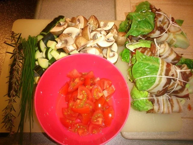 Gebratener Römersalat im Speckmantel - Rezept - Bild Nr. 3