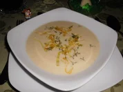 Schaumsüppchen mit Spitzkohl>> - Rezept