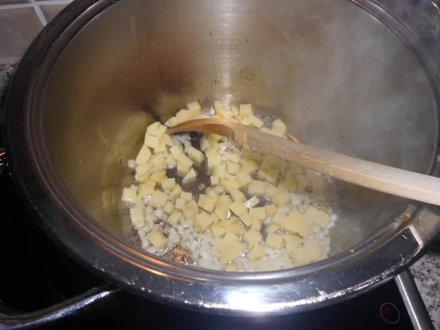 Schaumsüppchen mit Spitzkohl>> - Rezept - Bild Nr. 4