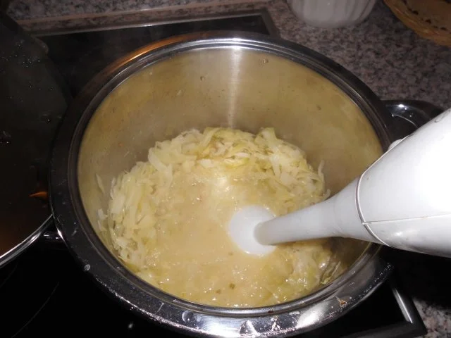 Schaumsüppchen mit Spitzkohl>> - Rezept - Bild Nr. 6