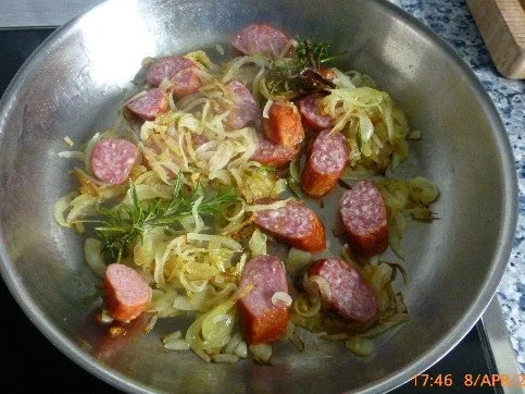 Rezept: Stampes mit Sauerkraut,Mettendchen und Bacon Bild Nr. 3 Stampes mit Sauerkraut,Mettendchen und Bacon - Rezept - Bild Nr. 3