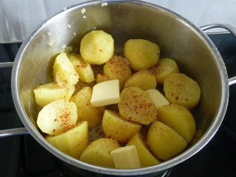 Rezept: Stampes mit Sauerkraut,Mettendchen und Bacon Bild Nr. 4 Stampes mit Sauerkraut,Mettendchen und Bacon - Rezept - Bild Nr. 4