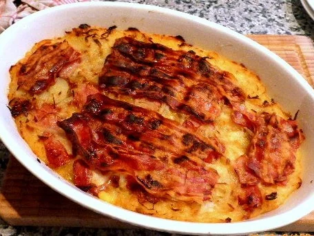 Rezept: Stampes mit Sauerkraut,Mettendchen und Bacon Bild Nr. 8 Stampes mit Sauerkraut,Mettendchen und Bacon - Rezept - Bild Nr. 8