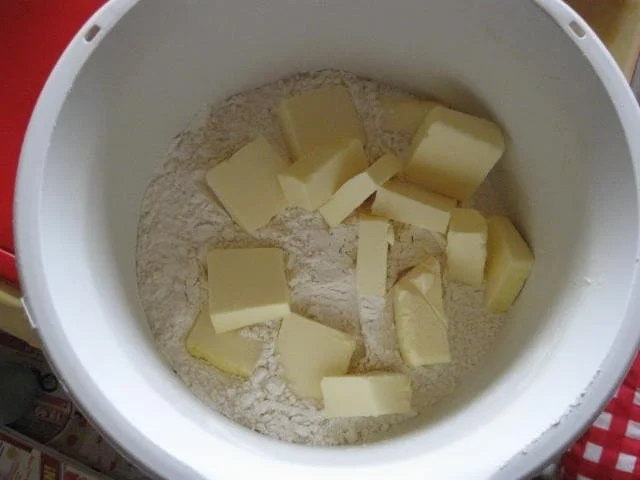 Rezept: Apfelkuchen mit Walnuss und Streusel Bild Nr. 6 Apfelkuchen mit Walnuss und Streusel - Rezept - Bild Nr. 6