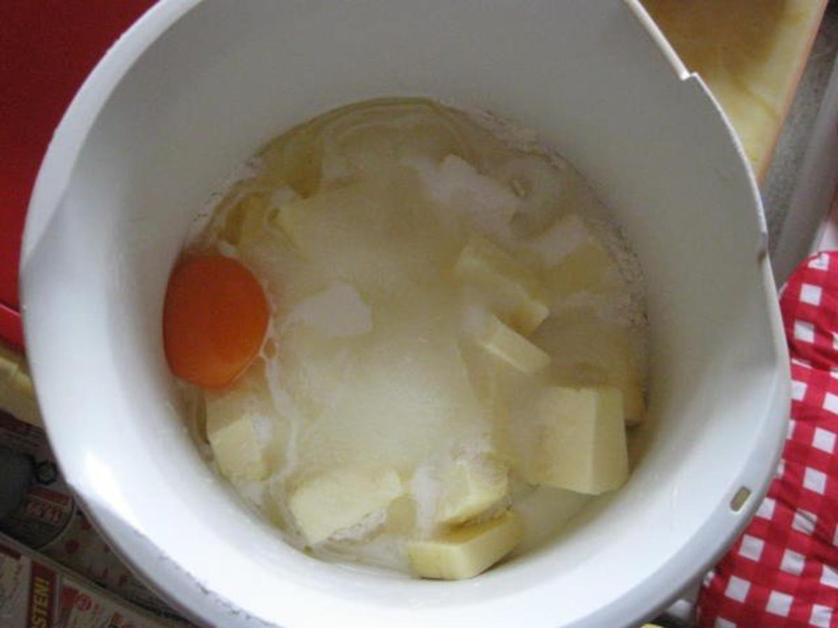 Apfelkuchen mit Walnuss und Streusel - Rezept - Bild Nr. 7